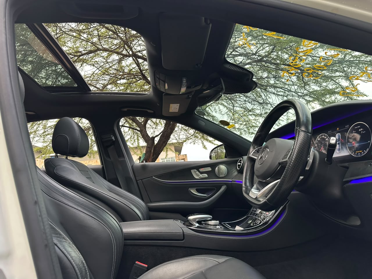 MERCEDES BENZ E-CLASS 250 thumbnail 5